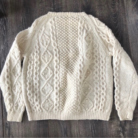 Vintage Oversized Hand Knit Cream Sweater - Picture 3 of 4